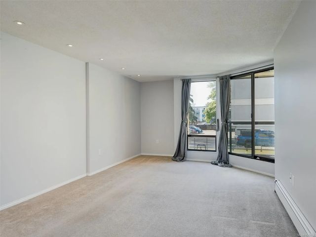 5 of 24 - 1745 Leighton Rd 213, Victoria, BC