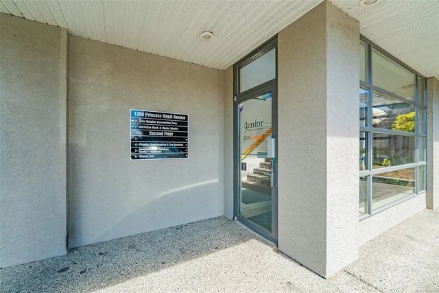 2 of 25 - 1200 Princess Royal Ave 3, Nanaimo, BC