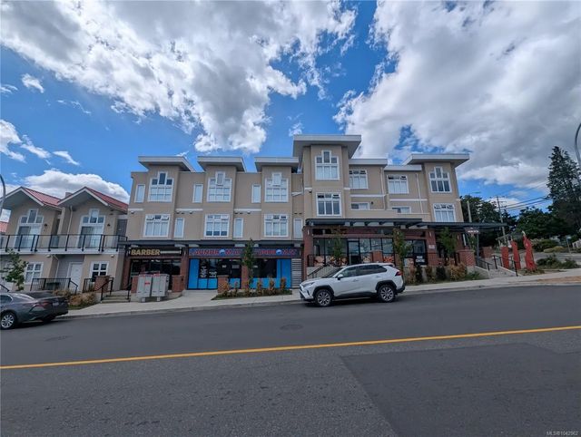 3 of 15 - 507 Milton St, Nanaimo, BC