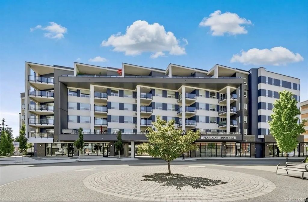 947 Whirlaway Cres 304, Langford