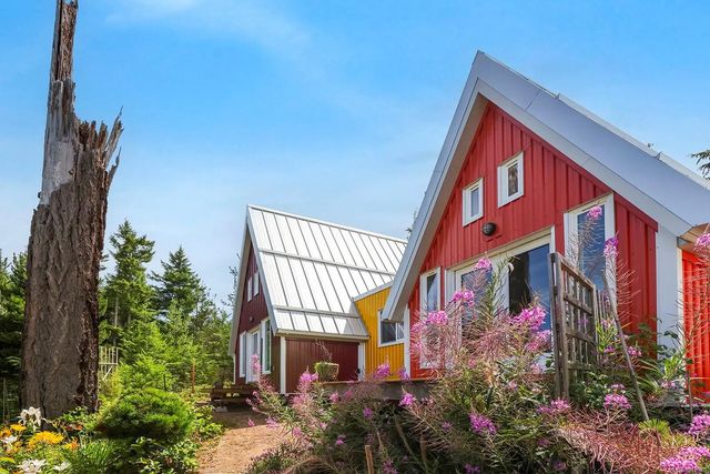 2 of 63 - 4150 Pinecrest Rd, Denman Island, BC