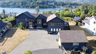 213 Tal Cres, Lake Cowichan