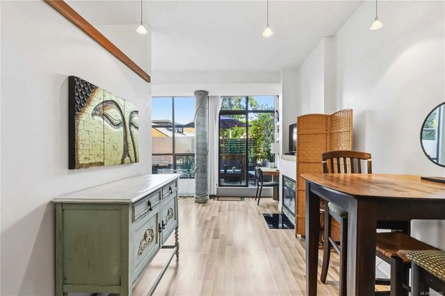 2 of 46 - 409 Swift St 117, Victoria, BC
