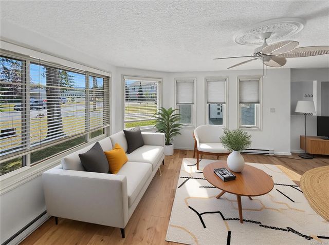 4 of 19 - 151 Cooper Pl, Parksville, BC