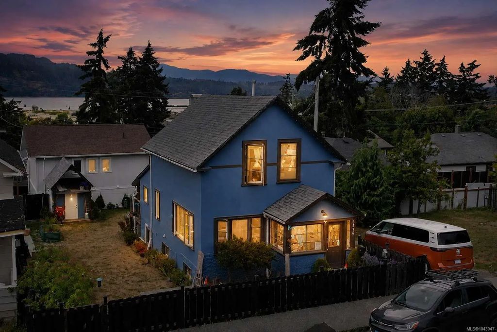3376 6th Ave, Port Alberni