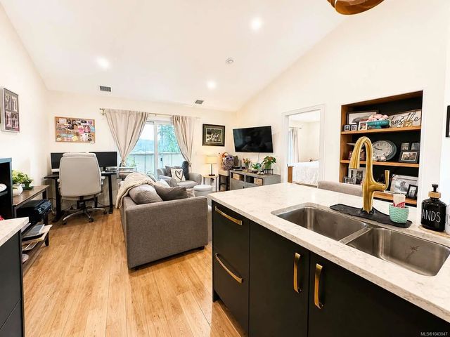 4 of 81 - 3376 6th Ave, Port Alberni, BC