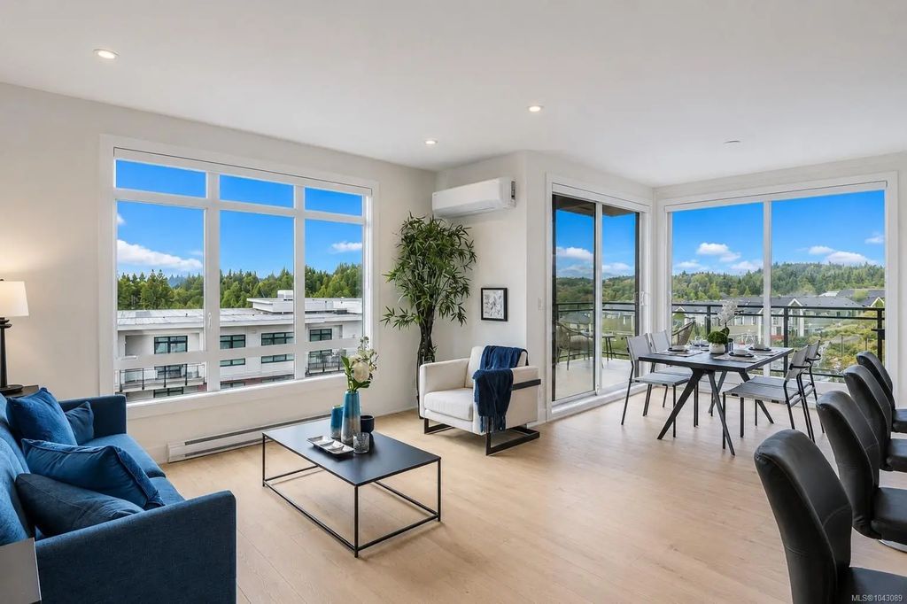 1114 Samar Cres 302, Langford