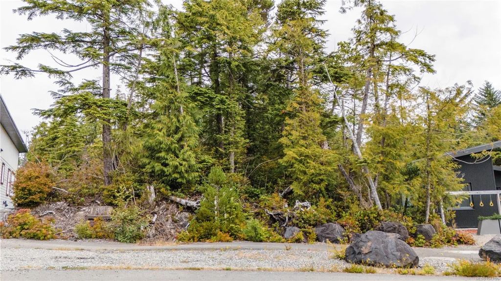 Lot 50 Cedar Grove, Ucluelet