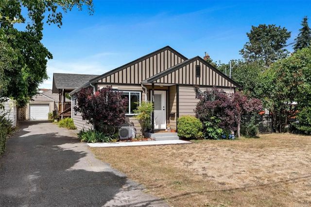 355 Beech Ave, Duncan