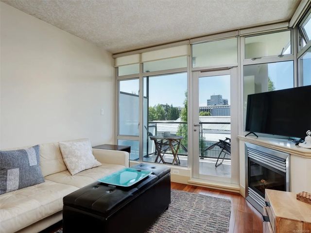 5 of 33 - 737 Humboldt St S409, Victoria, BC