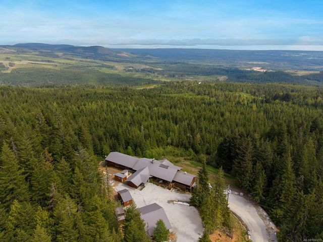 2 of 66 - 8100 Forbidden Plateau Rd, Courtenay, BC