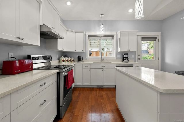 4 of 34 - 3085 Sherman Rd 4, Duncan, BC