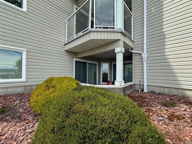 2 of 31 - 650 Island Hwy S 104a, Campbell River, BC