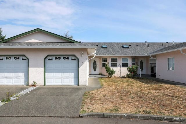 2 of 21 - 3355 First St 3, Cumberland, BC