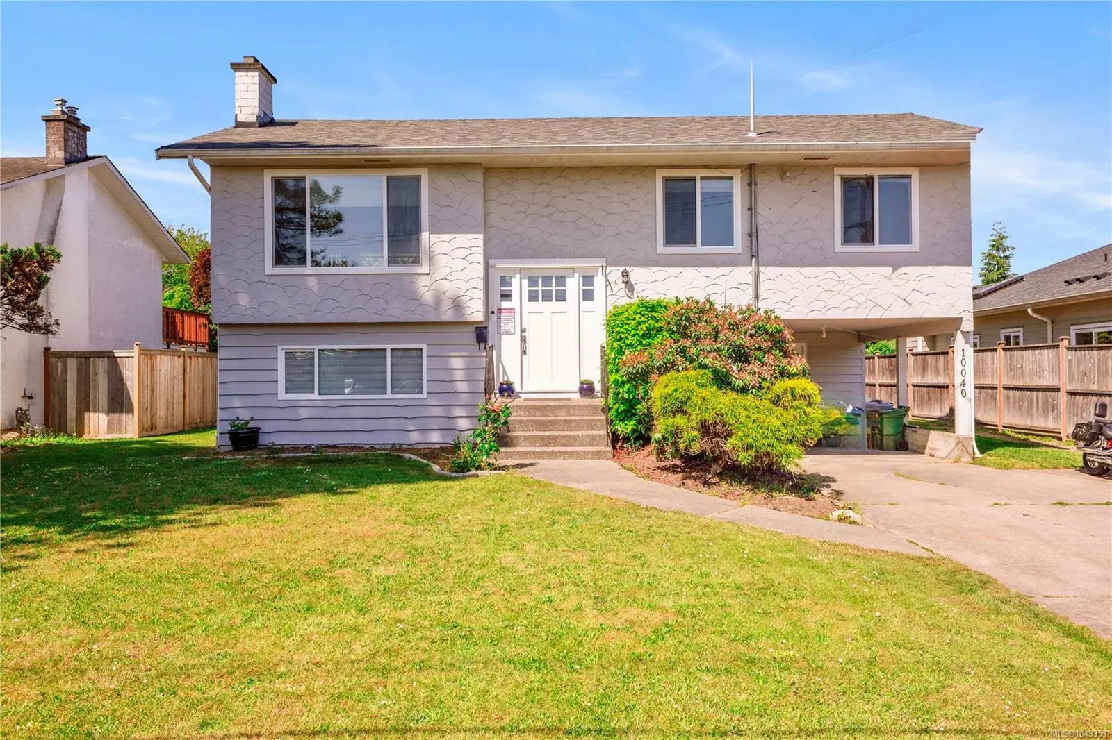 1043353, Residential, 10040 Siddall Rd, Sidney, BC, , , V8L 3L9