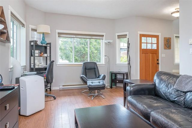 3 of 35 - 7972 Northview Dr, Crofton, BC