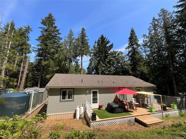 2 of 17 - 157 Easthom Rd, Gabriola Island, BC