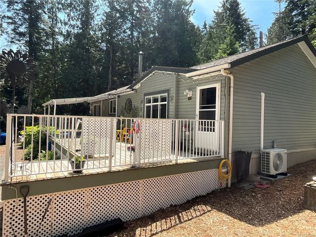 3 of 17 - 157 Easthom Rd, Gabriola Island, BC