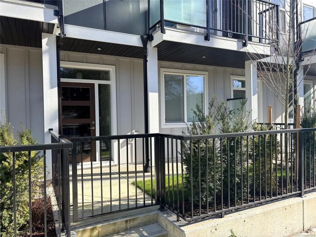 2 of 46 - 1210 Arcadiawood Crt, Langford, BC