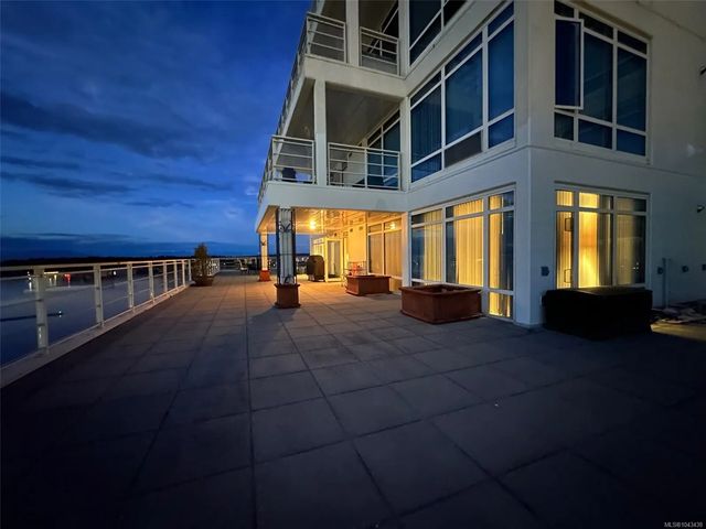 5 of 58 - 38 Front St 805, Nanaimo, BC