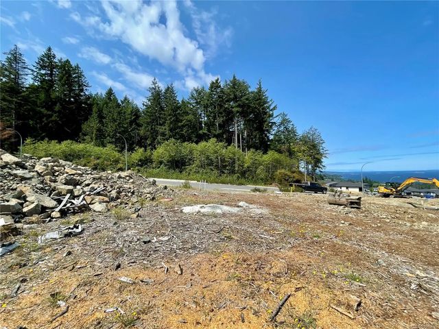 3 of 11 - 4630 Ambience Dr, Nanaimo, BC