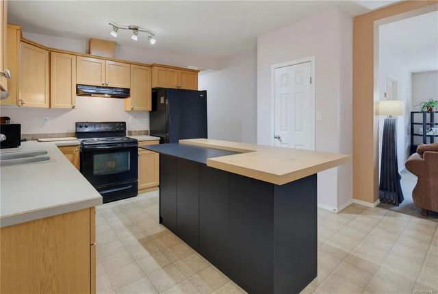 4 of 26 - 1048 Fitzgerald Rd, Shawnigan Lake, BC