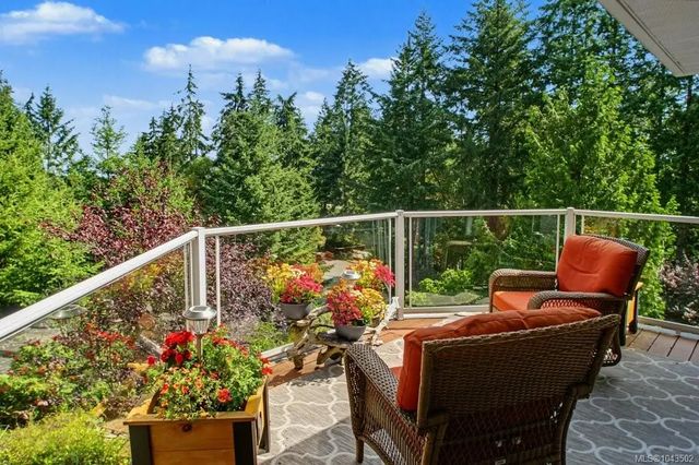 4 of 87 - 2305 Mate Pl, Nanoose Bay, BC