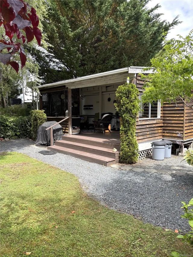 4 of 25 - 2650 Turnbull Rd G9, Qualicum Beach, BC