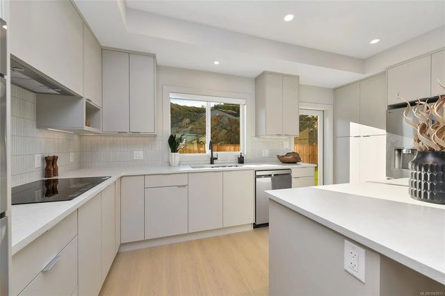 5 of 40 - 2529 Alabaster Crt, Langford, BC