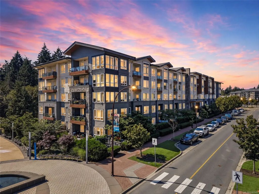 960 Reunion Ave 108, Langford