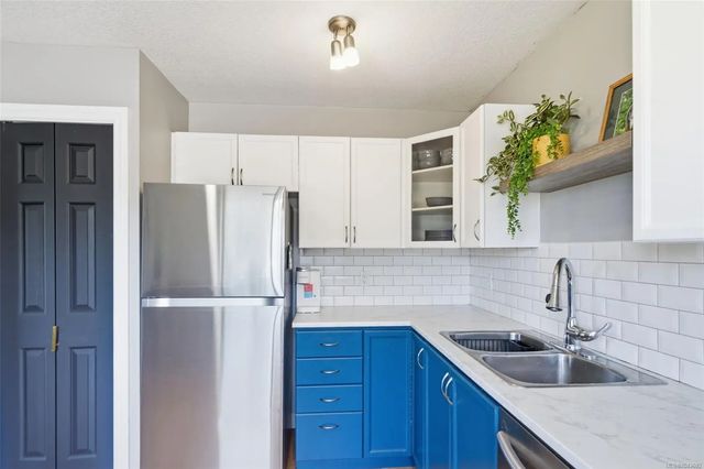 4 of 31 - 4801 Hammond Bay Rd 1, Nanaimo, BC