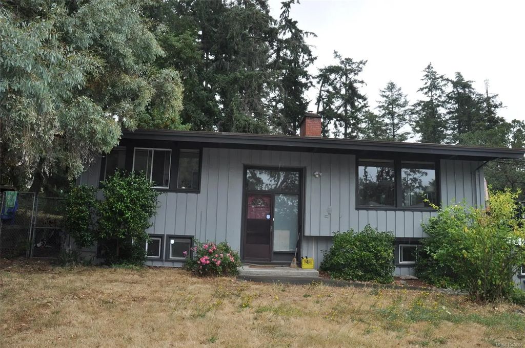 4719 West Saanich Rd, Saanich