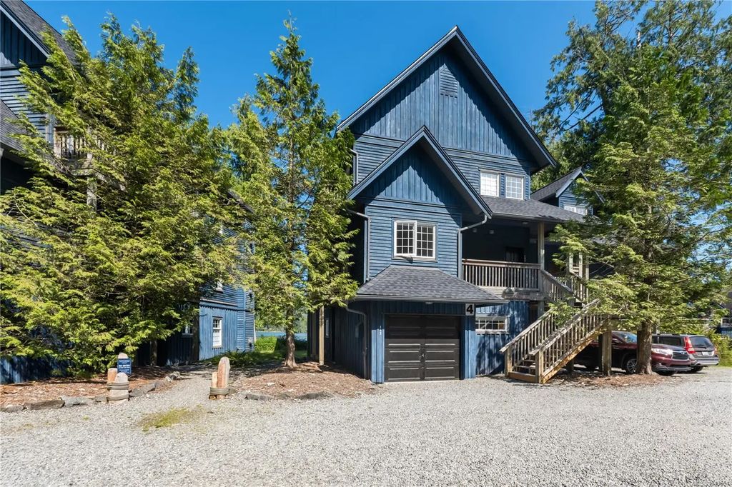 1971 Harbour Dr 401, Ucluelet