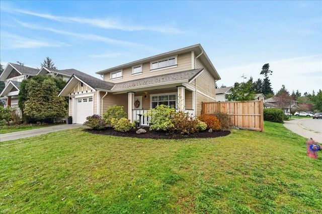 2 of 33 - 2460 Driftwood Pl, Sooke, BC