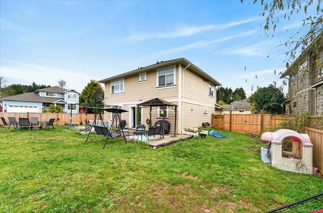 3 of 33 - 2460 Driftwood Pl, Sooke, BC