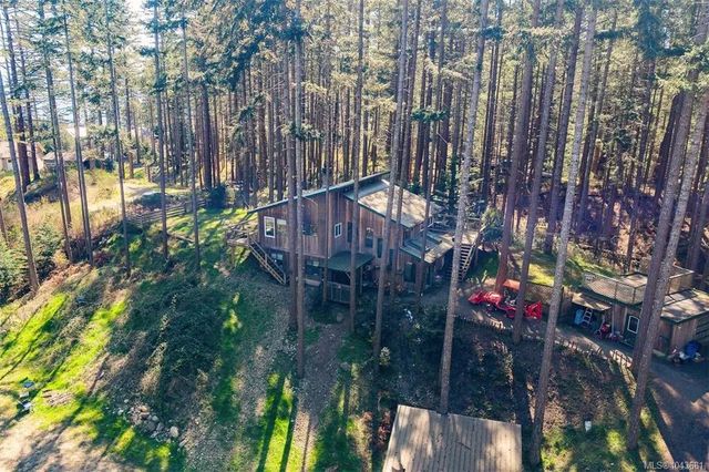 5 of 93 - 546 & 548 Kinnikinik Way, Comox, BC