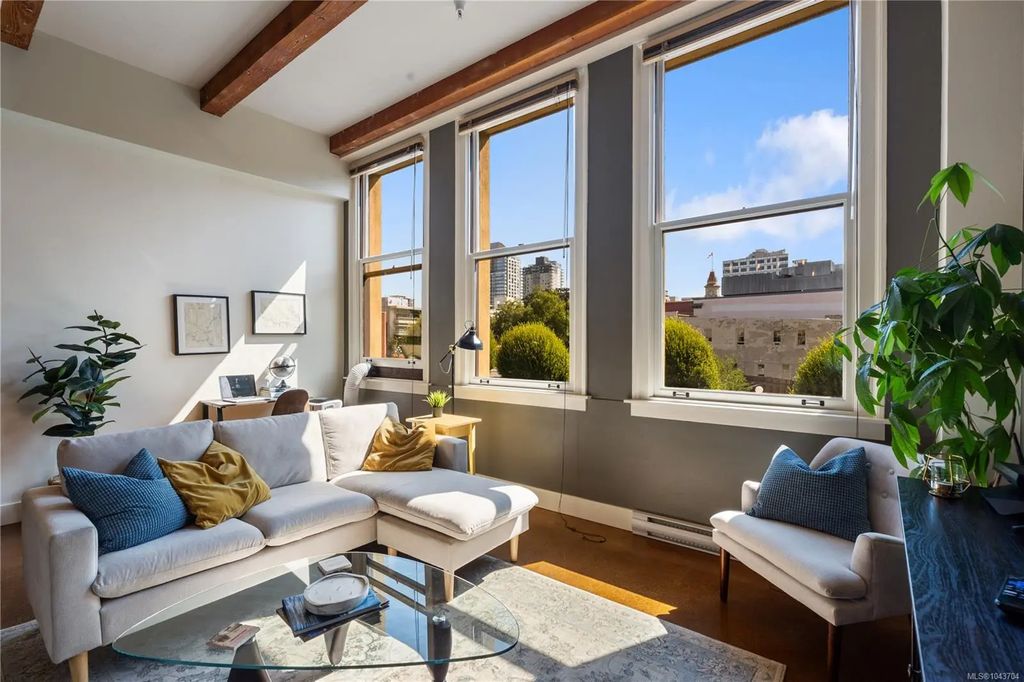 599 Pandora Ave 212, Victoria