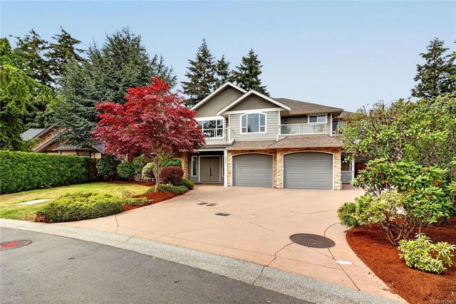 3 of 46 - 4982 La Quinta Pl, Saanich, BC