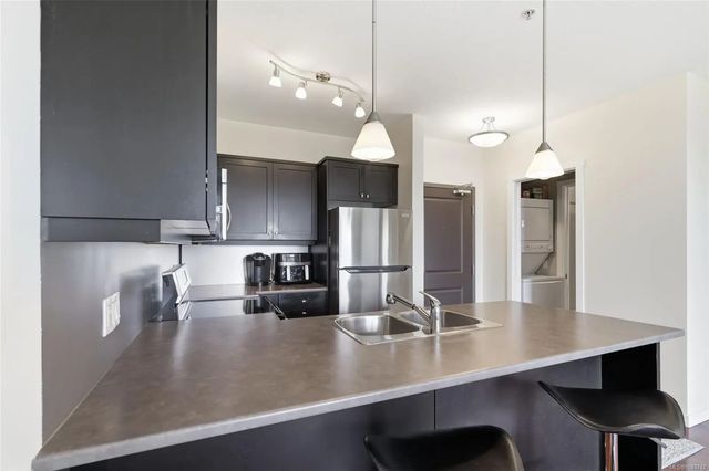 5 of 36 - 555 Franklyn St 304, Nanaimo, BC