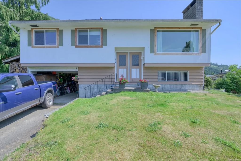 978 Rupert Ave, Port Alice