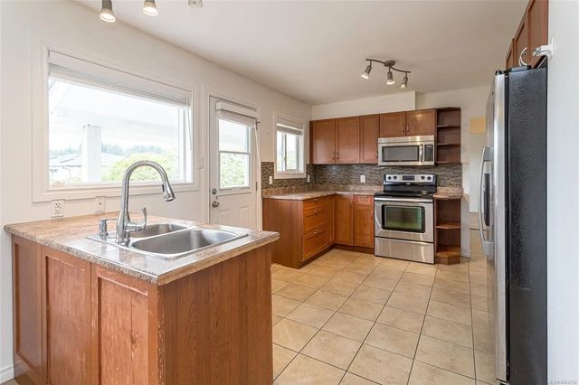 5 of 50 - 607 Fifth St, Nanaimo, BC