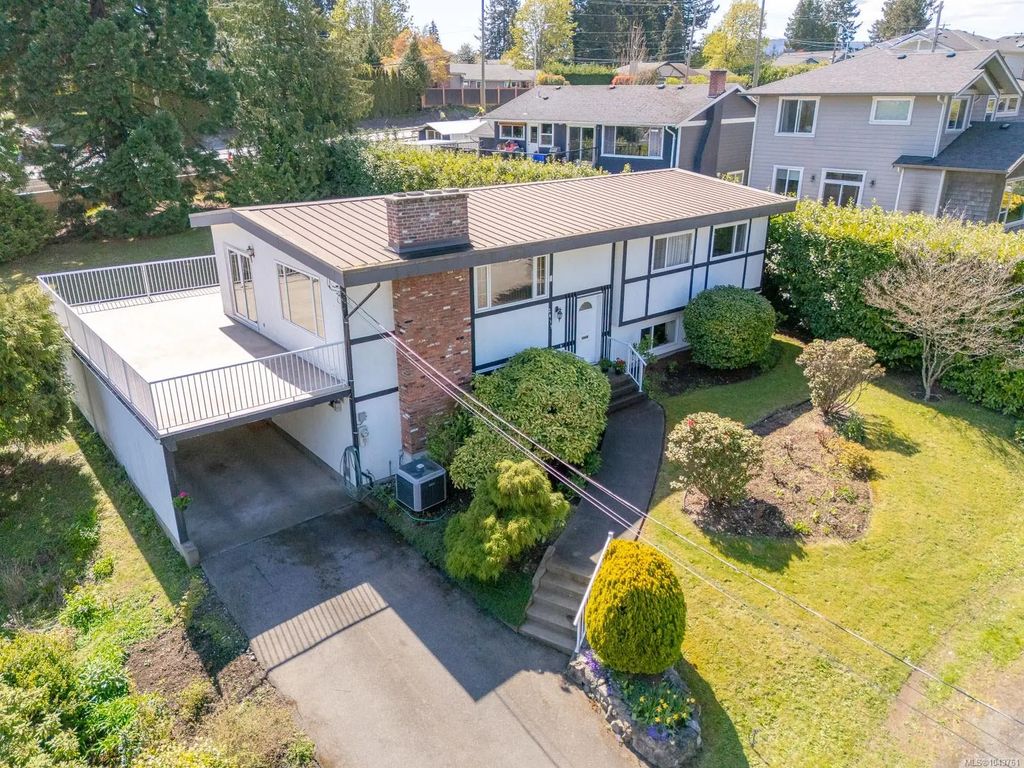2419 Barbara Pl, Central Saanich