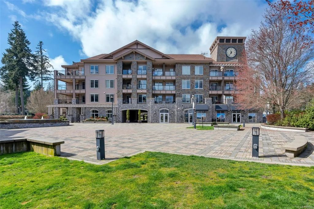 1335 Bear Mountain Pkwy 405, Langford