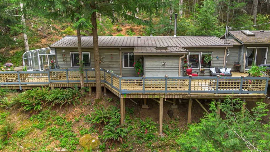 4731 Mcvicker Rd, Metchosin
