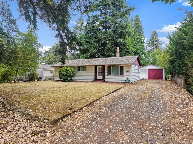 2 of 32 - 2986 Glen Lake Rd, Langford, BC