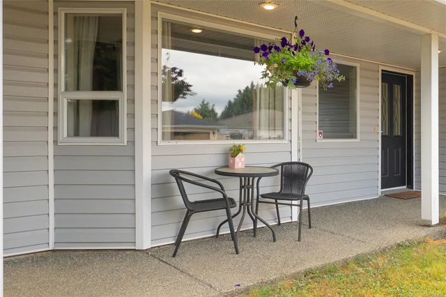 3 of 56 - 844 Therres Cres, Ladysmith, BC