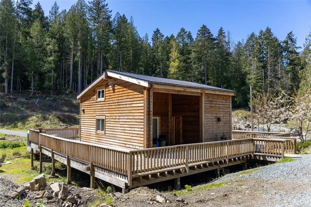 2 of 52 - 4805 Schooner Way, Pender Island, BC