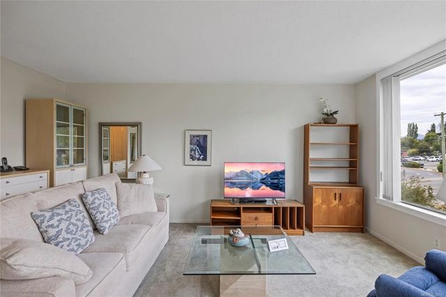 3 of 34 - 220 Townsite Rd 403, Nanaimo, BC
