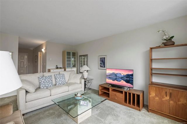 4 of 34 - 220 Townsite Rd 403, Nanaimo, BC