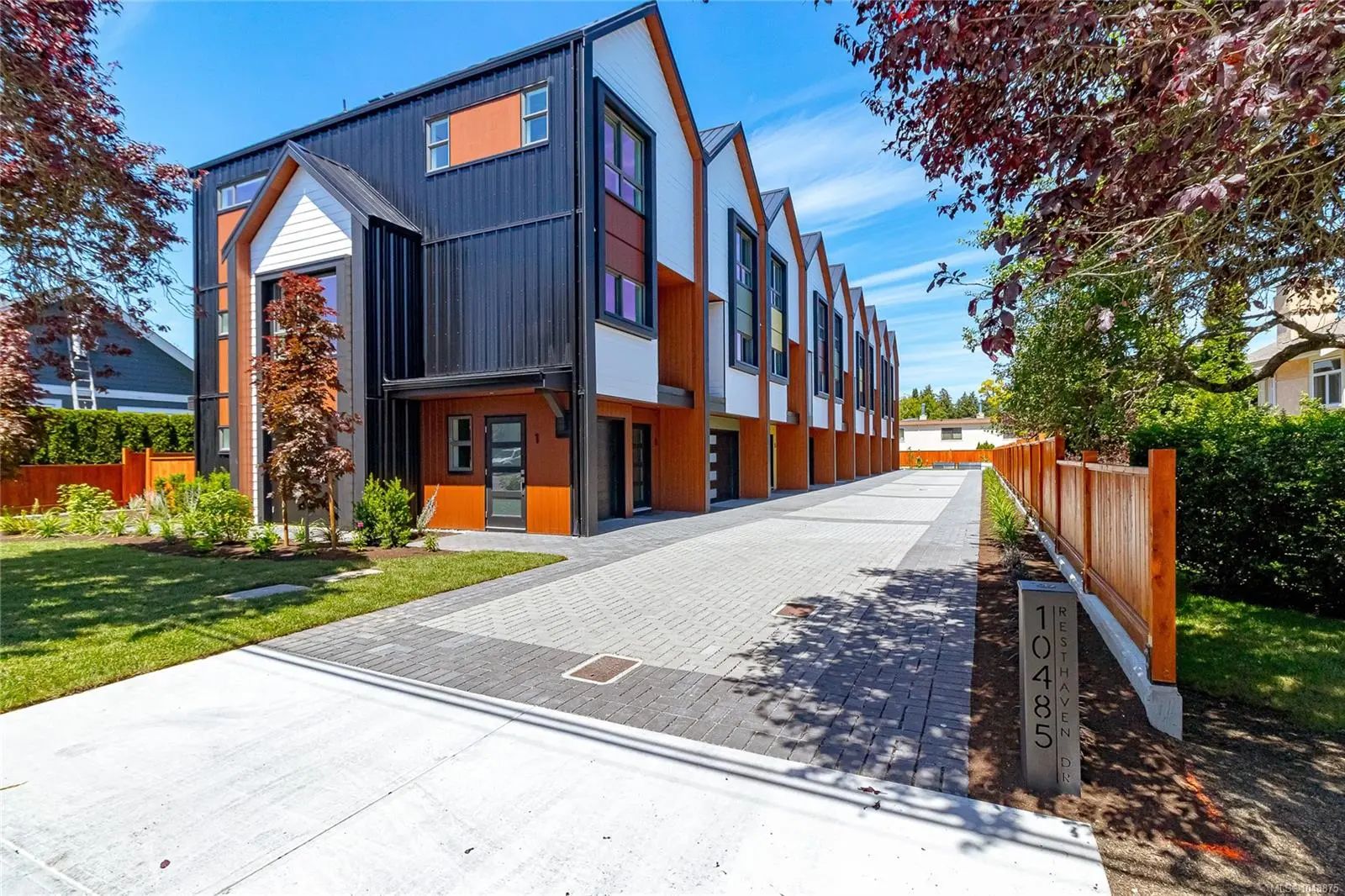 MLS Number 1043875 in the city of Sidney Homes for Sale by Towns on Resthaven, the zipcode of V8L 3H6